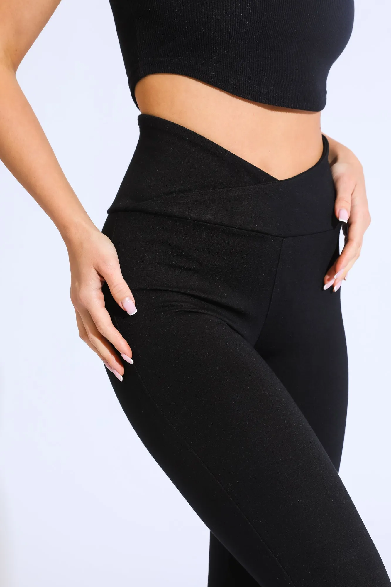 Essential Paris Legging W/ Crossover Waist - Black