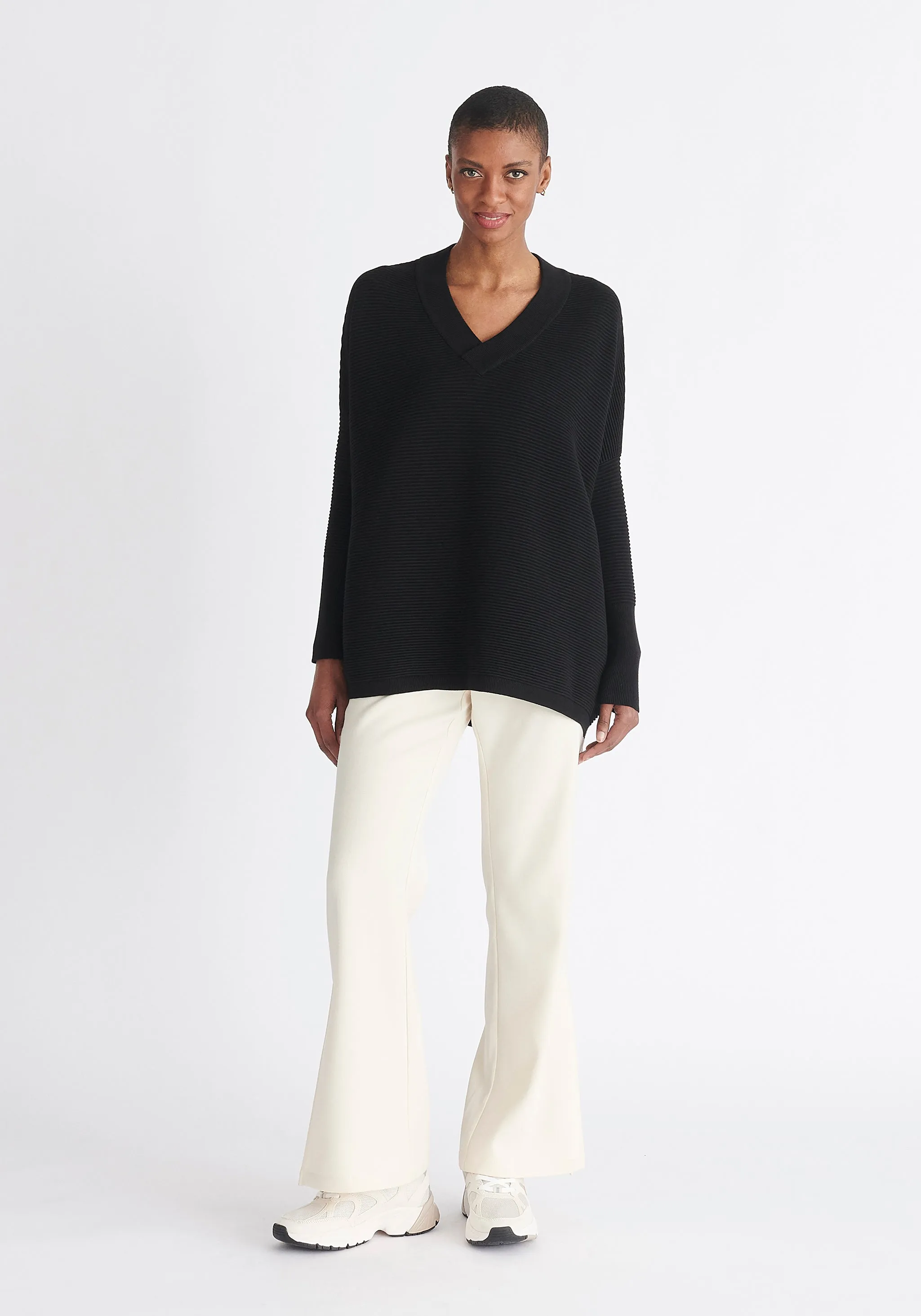 Paisie V-Neck Ribbed Jumper