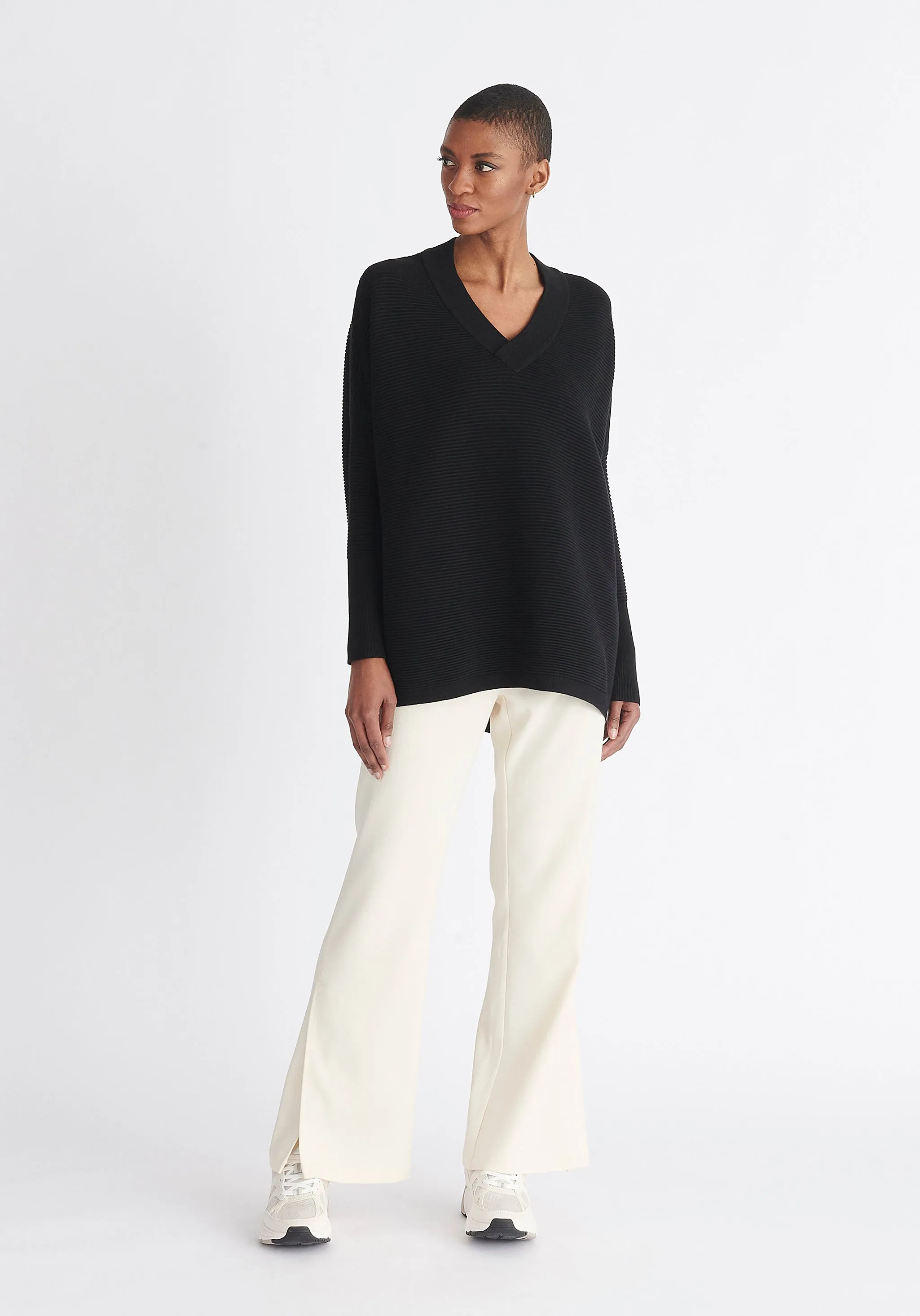 Paisie V-Neck Ribbed Jumper