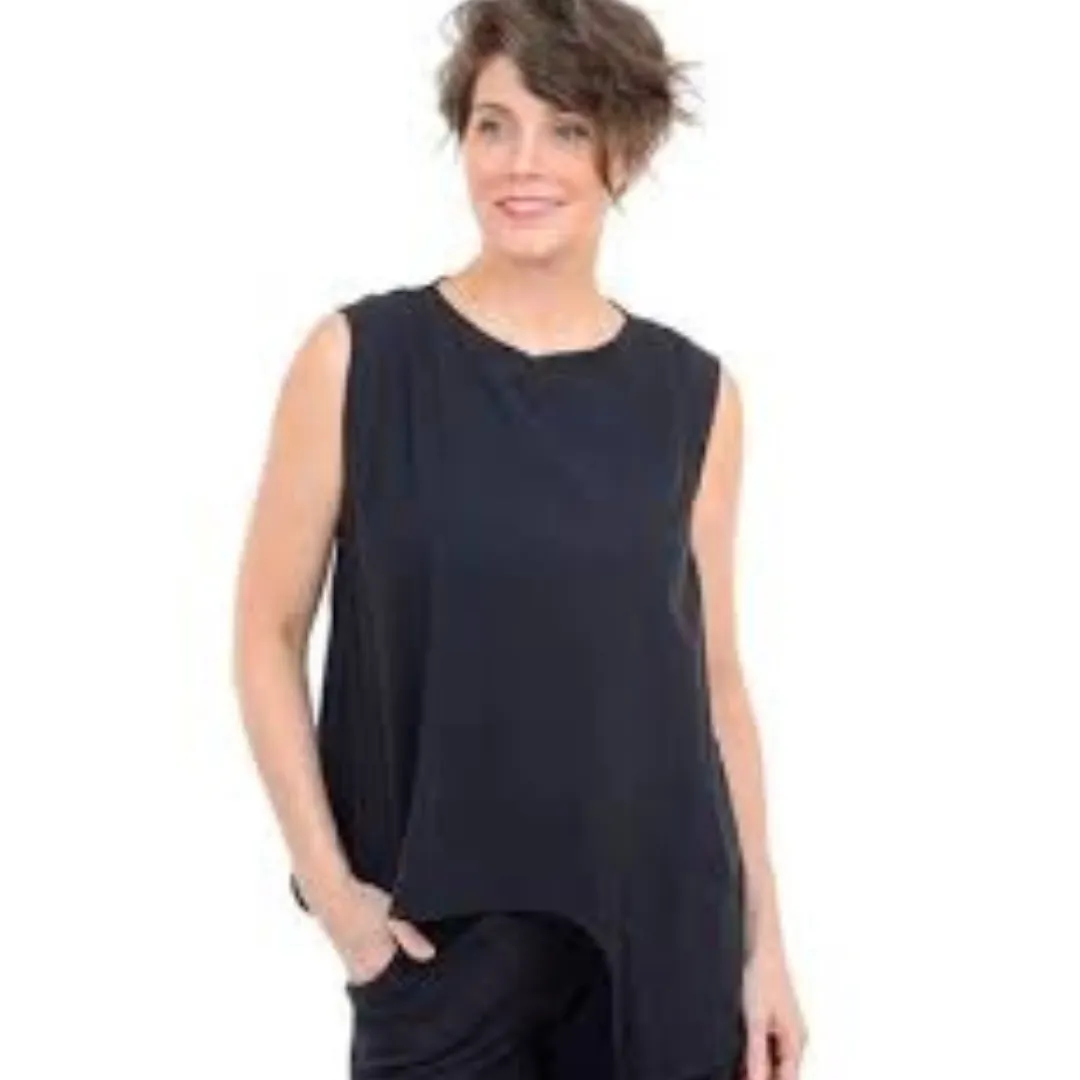 Unbalanced Hem Scoop Neck Top.